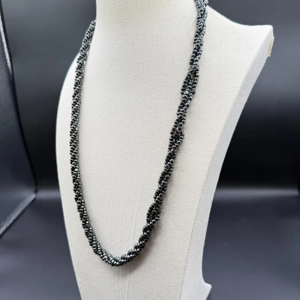 N/A striking hematite
